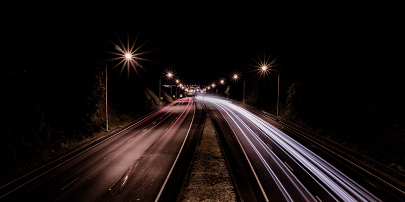 Driving in New Zealand (Road Rules & Tips)